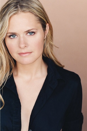 Maggie Lawson tüm dizileri dizigom'da