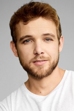 Max Thieriot tüm dizileri dizigom'da