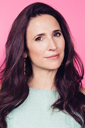 Michaela Watkins tüm dizileri dizigom'da