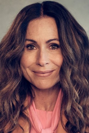 Minnie Driver tüm dizileri dizigom'da