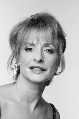 Patti LuPone tüm dizileri dizigom'da