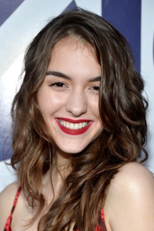 Quinn Shephard tüm dizileri dizigom'da