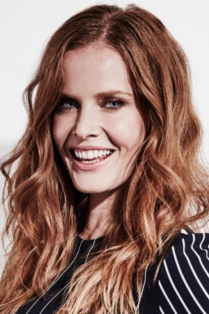 Rebecca Mader tüm dizileri dizigom'da