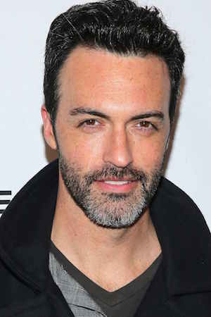 Reid Scott tüm dizileri dizigom'da