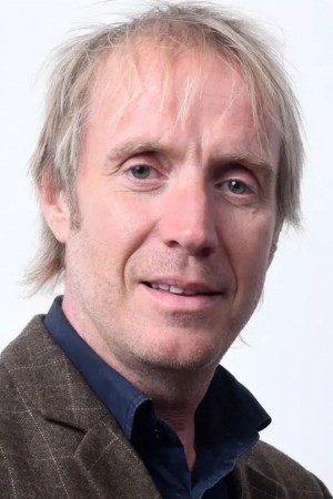 Rhys Ifans tüm dizileri dizigom'da