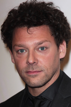 Richard Coyle tüm dizileri dizigom'da