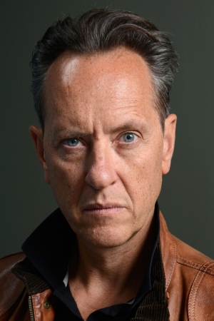 Richard E. Grant tüm dizileri dizigom'da