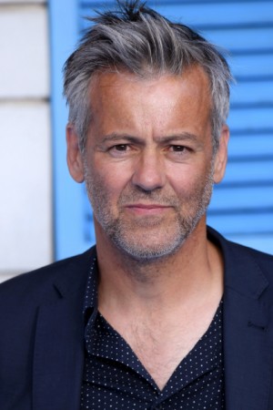 Rupert Graves tüm dizileri dizigom'da