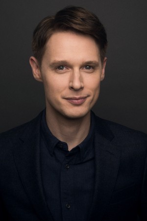 Samuel Barnett tüm dizileri dizigom'da