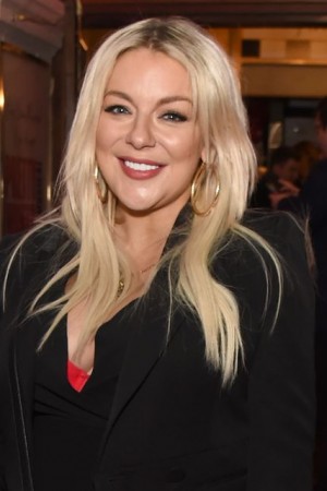 Sheridan Smith tüm dizileri dizigom'da