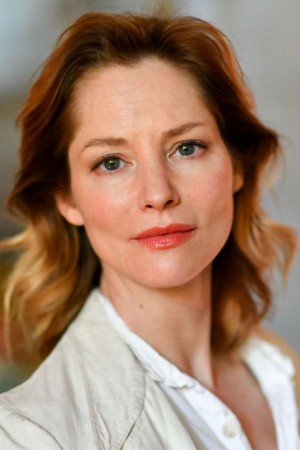 Sienna Guillory tüm dizileri dizigom'da