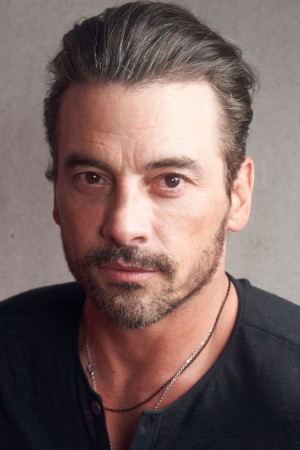 Skeet Ulrich tüm dizileri dizigom'da