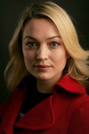 Sophia Myles tüm dizileri dizigom'da