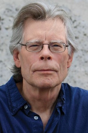 Stephen King tüm dizileri dizigom'da