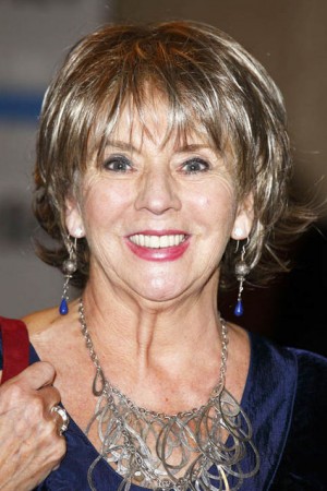 Sue Johnston tüm dizileri dizigom'da