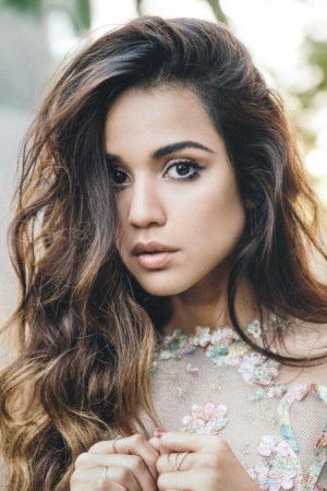 Summer Bishil tüm dizileri dizigom'da