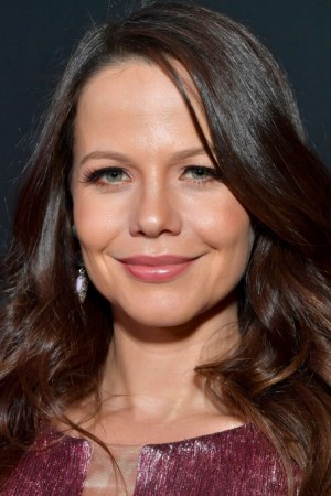 Tammin Sursok tüm dizileri dizigom'da