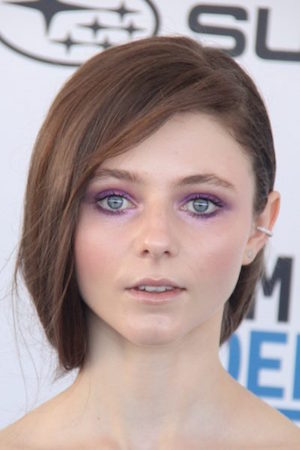 Thomasin McKenzie tüm dizileri dizigom'da