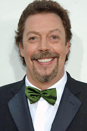 Tim Curry tüm dizileri dizigom'da