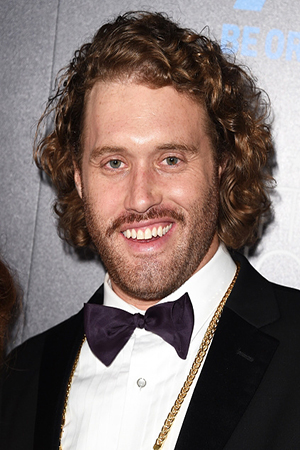 T.J. Miller tüm dizileri dizigom'da