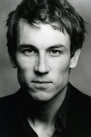 Tobias Menzies tüm dizileri dizigom'da