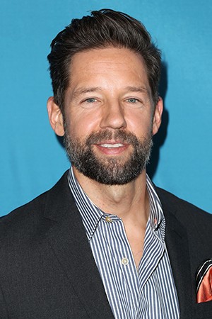 Todd Grinnell tüm dizileri dizigom'da