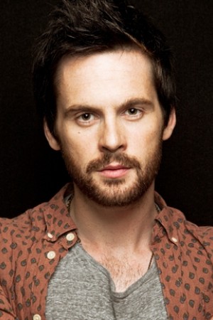 Tom Riley tüm dizileri dizigom'da