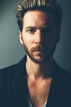 Troy Baker tüm dizileri dizigom'da