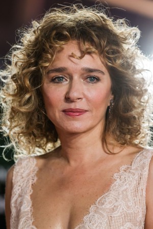 Valeria Golino tüm dizileri dizigom'da