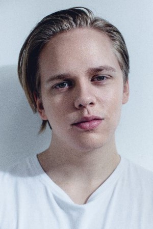 Valter Skarsgård tüm dizileri dizigom'da