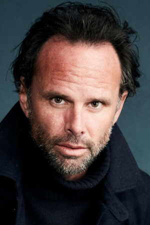 Walton Goggins tüm dizileri dizigom'da