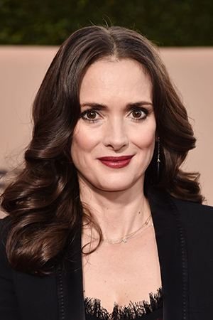 Winona Ryder tüm dizileri dizigom'da