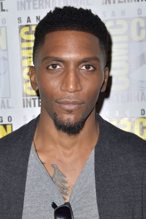 Yusuf Gatewood tüm dizileri dizigom'da