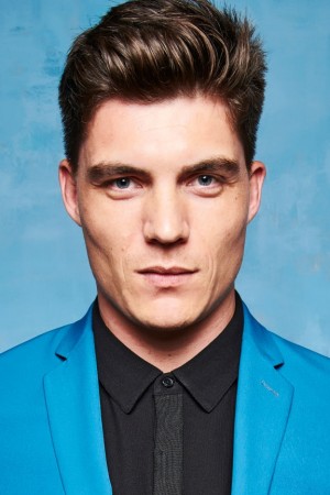 Zane Holtz tüm dizileri dizigom'da