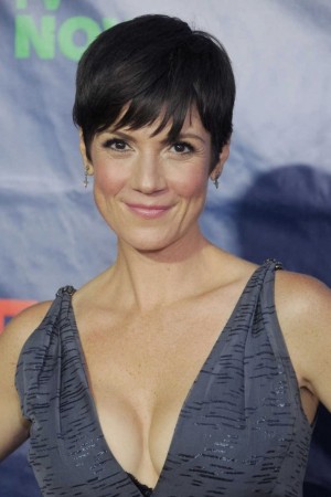 Zoe McLellan tüm dizileri dizigom'da