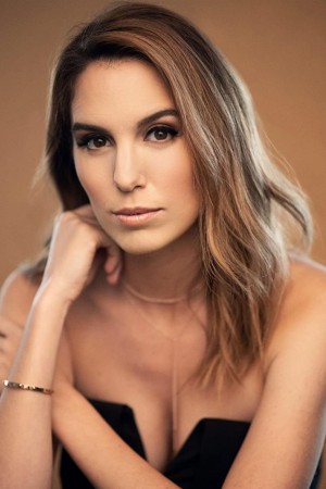 Christy Carlson Romano tüm dizileri dizigom'da