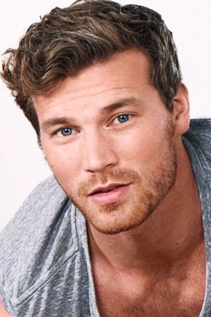 Derek Theler tüm dizileri dizigom'da