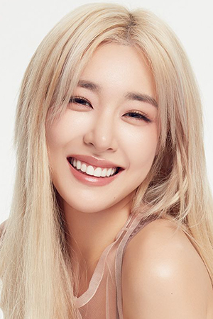 Tiffany Young tüm dizileri dizigom'da